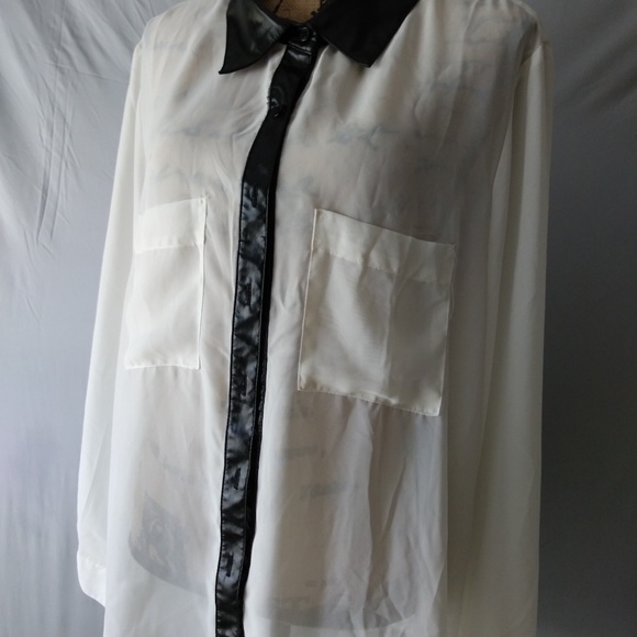 Gold Rama See-Thru blouse with faux leather trim. - Picture 2 of 7